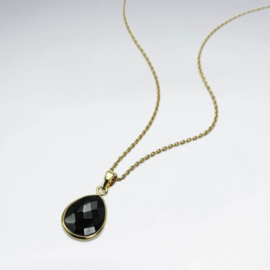 Vergulde ketting met onyx hanger