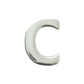 Zilveren letterbedel C