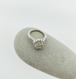 Handgemaakte zilveren moissanite ring
