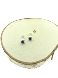 Zilveren oorstekers lapis lazuli versierd