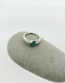 Handgemaakte zilveren moissanite ring