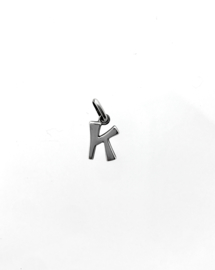 Zilveren letter bedel K
