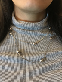 Zilveren collier met bollen lang