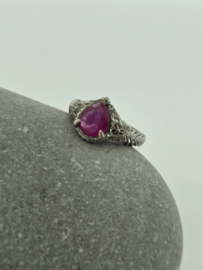 Handgemaakte zilveren ruby ring