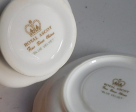 Royal Ascot, Fine Bone China, Blue Velvet - kop en schotel.