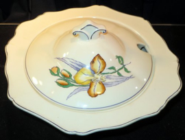 N.V. De Sphinx v/h Petrus Regout & Co. Iris soepterrine