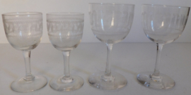 Leerdam glaasjes met gravure Guilloche Grec