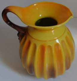 Art Deco, Gele Mosa schenkkan