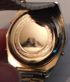 CONIC Quartz LC digitaal horloge