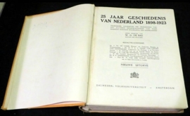 25 jaar Geschiedenis van Nederland.