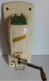 Crème kleurige PeDe wandkoffiemolen