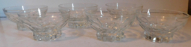 Set van 6 glazen blank glazen kommetjes.