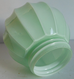 Kleine Thabur Art Deco mintgroene bollamp, Ca. 1930, Den Haag
