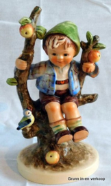 Goebel Hummel - Apple Tree Boy