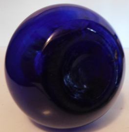 Bristol blauwe 18e -eeuwse blauw glazen fles/karaf