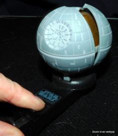 Star Wars A New Hope mercandise death star 1996
