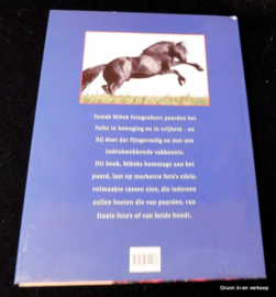 Tomás Mícek, Fascinerende Paarden boek.