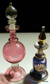 Twee  Egyptische Parfumflesjes