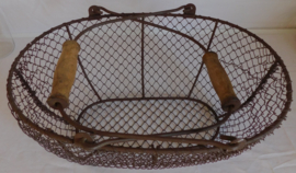 Antieke Franse plukmand met handgrepen