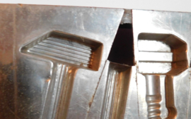 Industriële metalen Chocolademal, Gereedschappen.