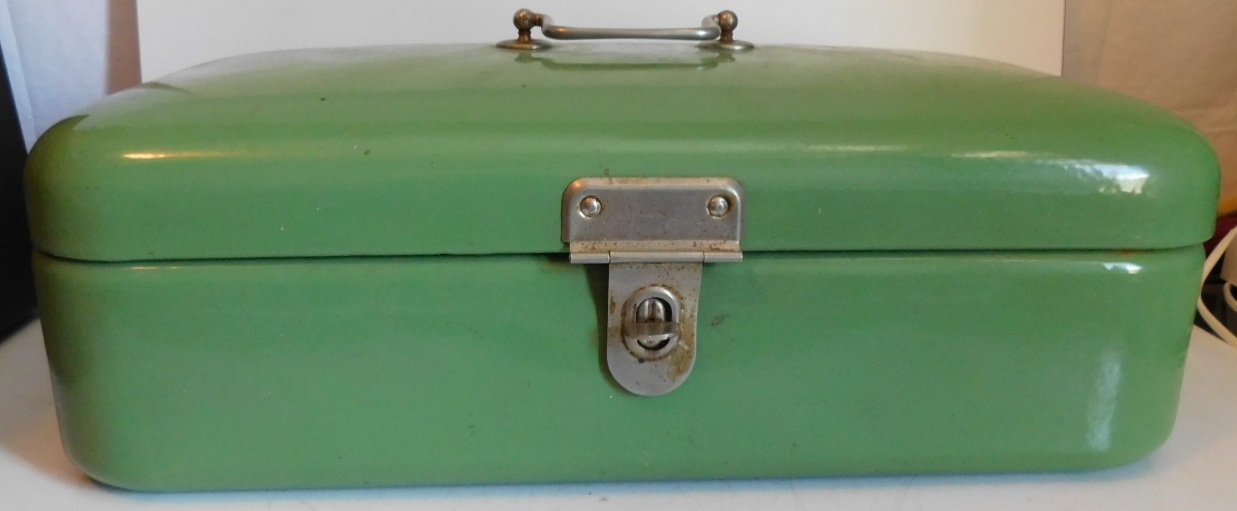 Brocante groene emaille broodtrommel
