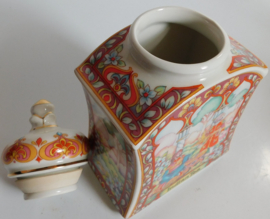 Sadler Douwe Egberts theebus