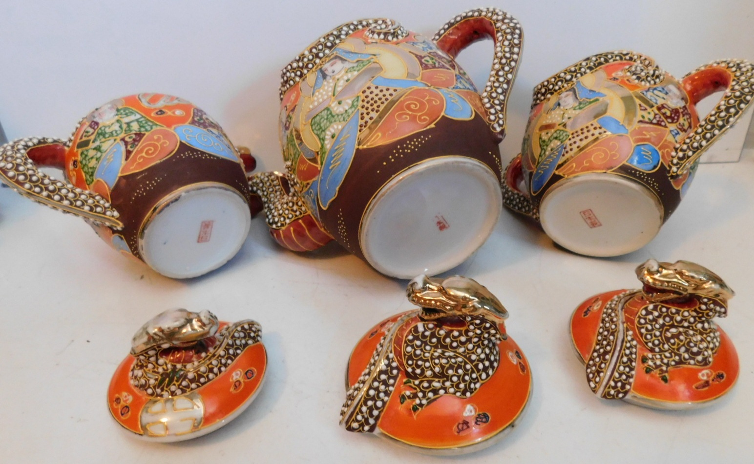 Porseleinen Satsuma Chinese Draken servies