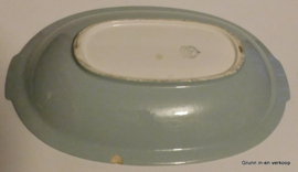 Diverse Petrus Regout pastel servies delen.