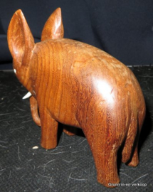 houten decoratie olifant met slagtanden