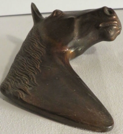 Zero Denmark bronce horse sculpture