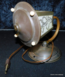 Unieke en authentieke wandlamp