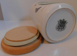 Portmeirion Botanic Garden, Canister