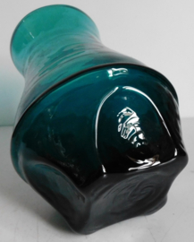 Alvesta Glasbruk glass vase