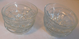 Set van 6 glazen blank glazen kommetjes.