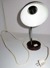 Industriële retro bureaulamp. zeventiger jaren