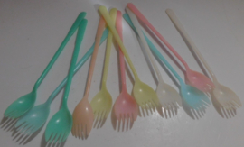 Tubberware plastic retro vorkjes