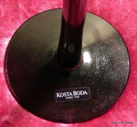 Kosta Boda, Ulrica Hydman-Vallien -  ‘Open Minds’ wine glass