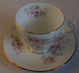 Bone China Meadow Lane Winchester,  Made in England