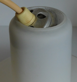 Retro wit glazen hanglamp, jaren 60