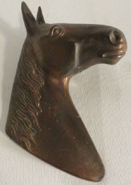 Zero Denmark bronce horse sculpture