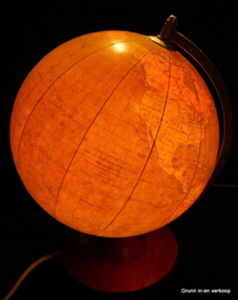 Verlichte Staatkundige Globe