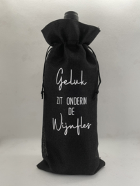 Verschillende Teksten op wijnzak