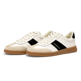 E.P.T. /SANTOS | off white black