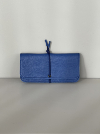KNOT wallet wide - cobalt leather