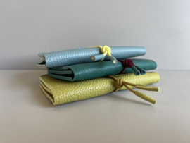 KNOT wallet - mist leather & pale yellow elastic