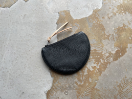 FLAT MOON purse - black leather - limited color edition