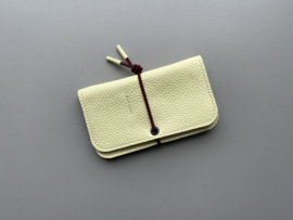 KNOT wallet - butter leather - burgundy elastic cord
