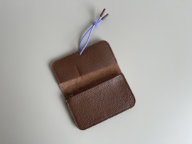 KNOT wallet - hazelnut leather & lilac elastic