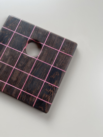 serving board 18,5 - pink grid
