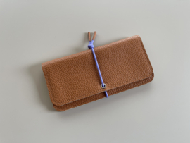 KNOT wallet wide - caramel leather & lilac elastic